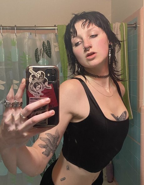 gothbimboxxx ホットなポルノスター 写真