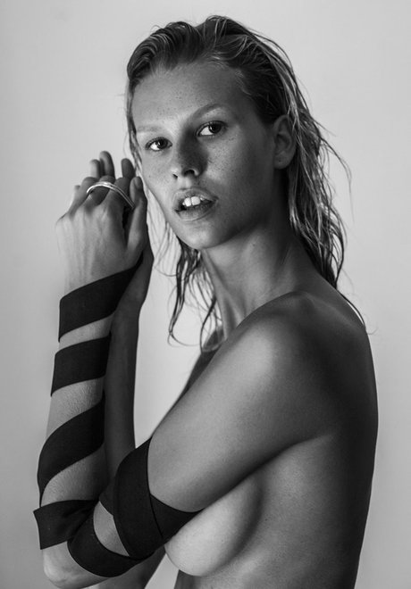 Omar Coria セクシーなポルノスター 写真