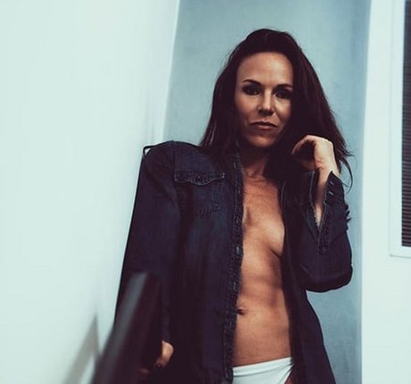 Tana Swink 可愛いモデル 写真
