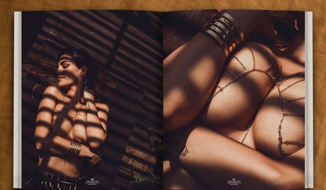 Naima Vega 素敵なモデル 写真