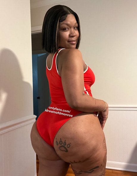 Diamond Monroe ポルノスター アート 画像
