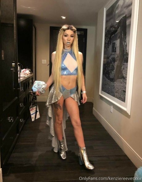 Kenzie Reeves ポルノ女優 写真