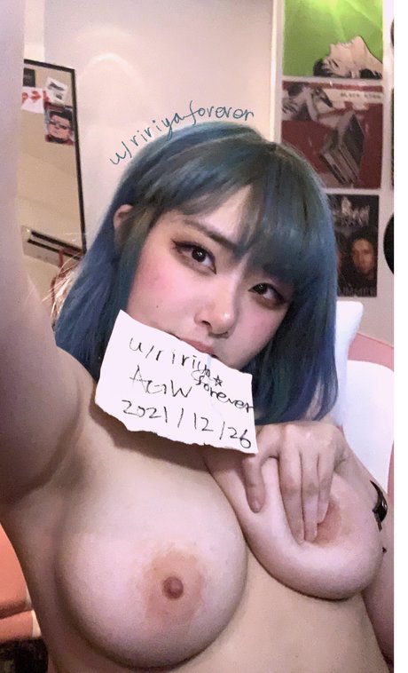 Ririya ポルノスター ホット 画像