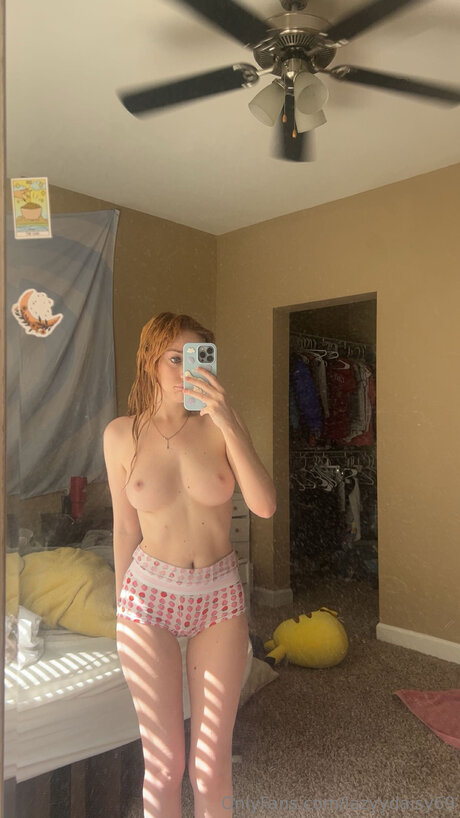 Lazyydaisy69 アダルトモデル 写真