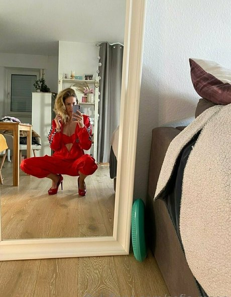 Sofia Maas モデル 写真