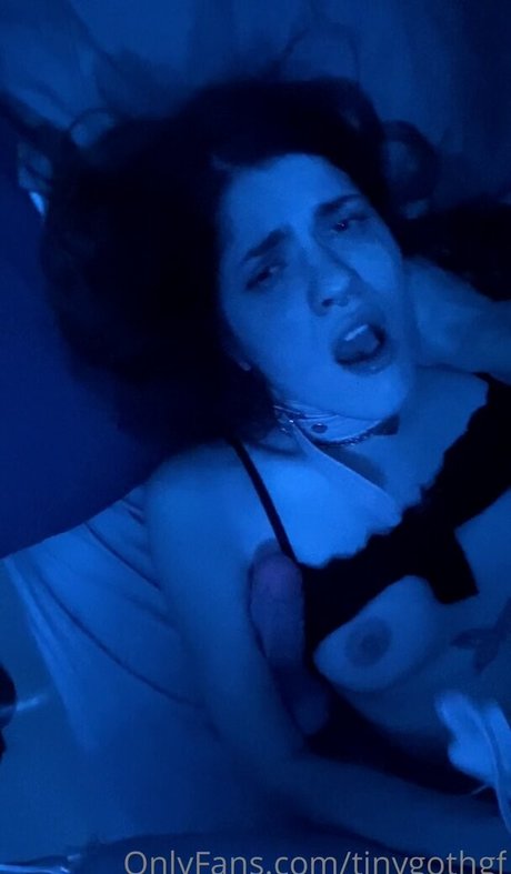 TInyGothGF セックスモデル 写真