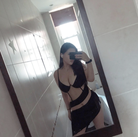 Dumpling Hyuga セクシーモデル 写真