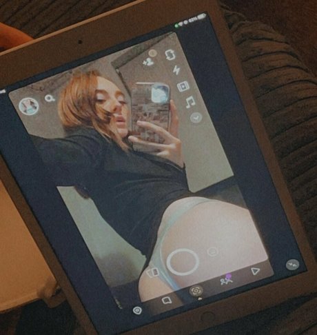 courtneyriverss 素敵なモデル 写真