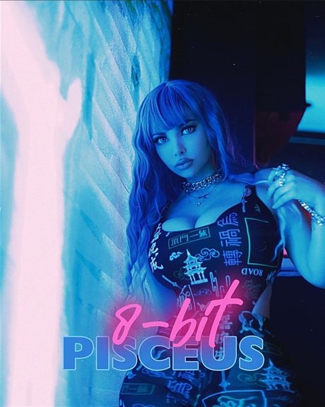 Asyrie ホットなポルノスター 写真