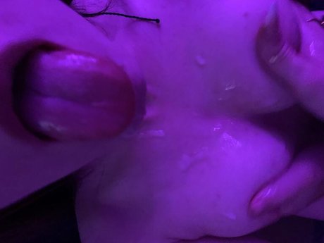 Rebecayael スター xxx 写真