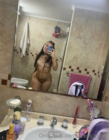 Rebecayael HDポルノスター 写真