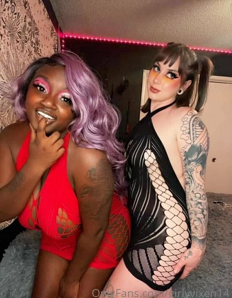 girlyvixxxen 最高のスター 写真