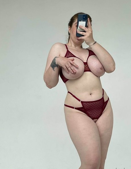 dasha rodkevych 高品質モデル 画像