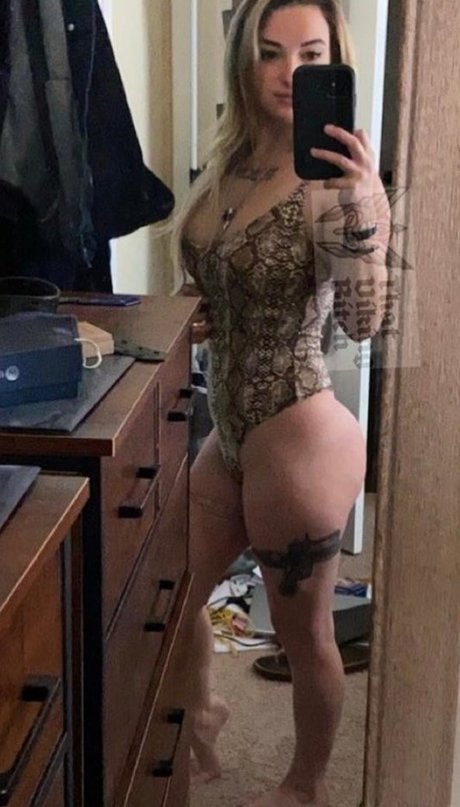 Freyja lothbrok ホットモデル 写真