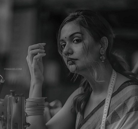 Divya Agarwal 素敵なスター 写真