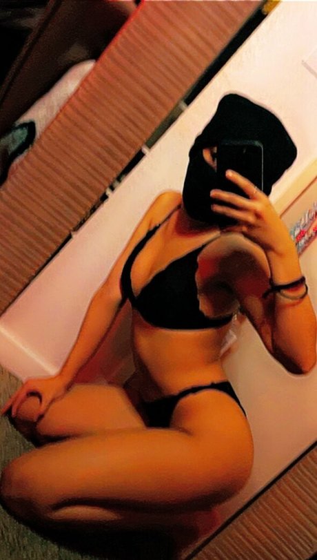 dragonfoxxx トップモデル 画像