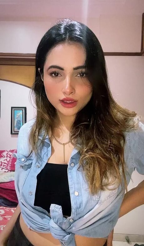 Desi NRI ホットなポルノスター 画像