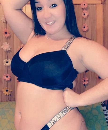 Tara P Owens セクシーモデル ギャラリー