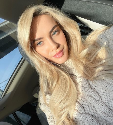 Maria Myskova トップスター ギャラリー