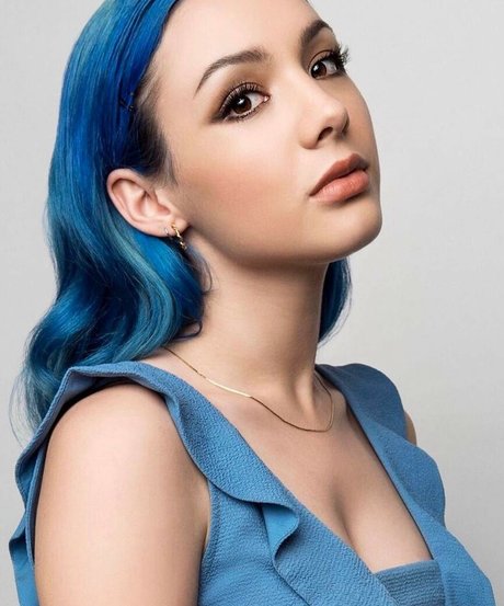 Hannah Marks 限定モデル 画像