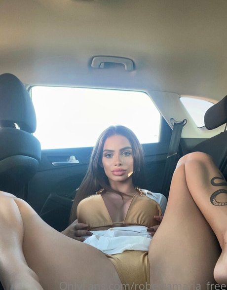 Roberta Maria エロティックなモデル 画像