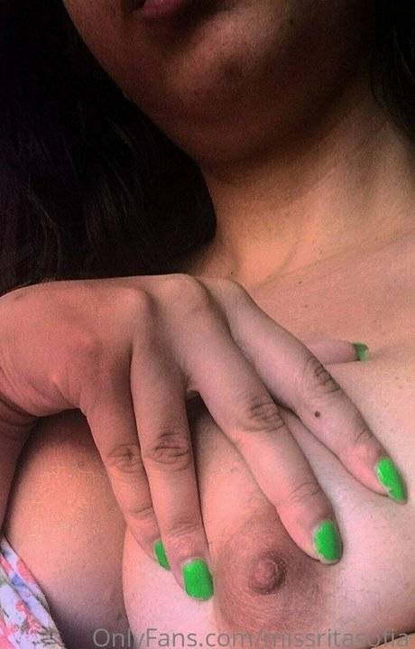 Rita Sofia セクシーモデル 写真