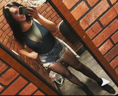 Kelsieknelson ポルノスター 素敵 写真