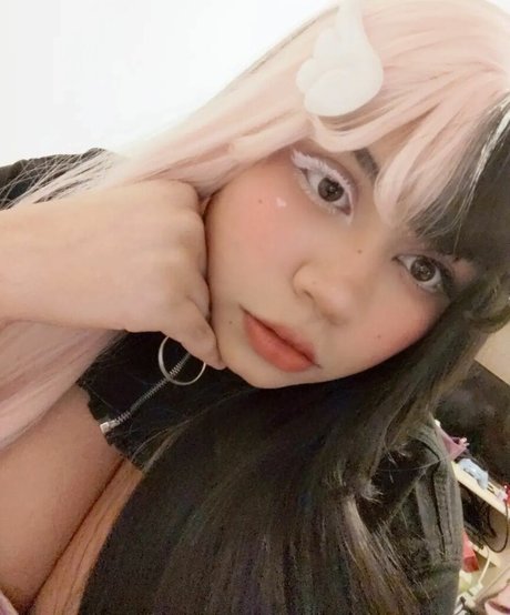 Yeonniebaby ポルノスター エロティック 写真
