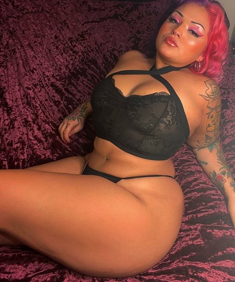 Dee Vicious セクシーモデル 画像