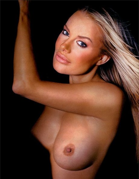 Xenia Seeberg 独占女優 写真