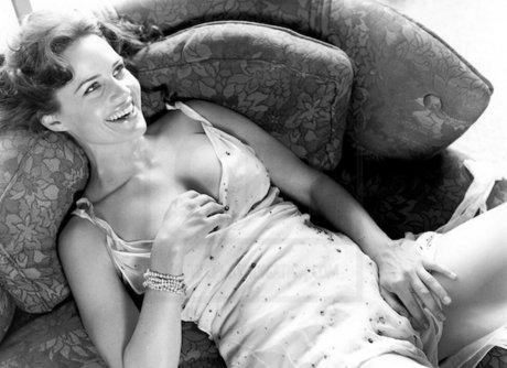 Carla Gugino アートスター 写真