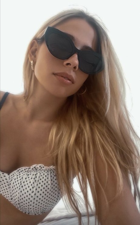 Dimitra Menegatou 完璧なモデル 写真