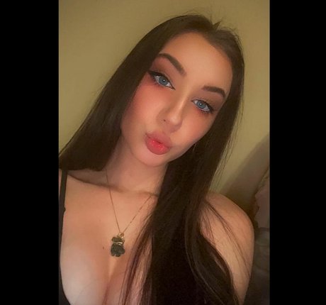 足の裏3P OnlyFans HD 画像