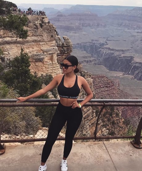 Tiona Fernan スターセックス 写真