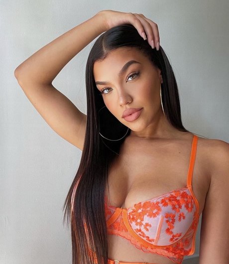 Tiona Fernan 素敵な女優 写真
