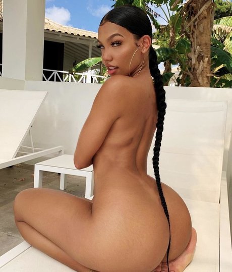 バニーヌードOnlyFans ホットヌード 画像