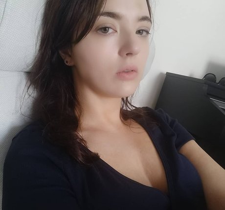Fern Brady 美しいスター 写真