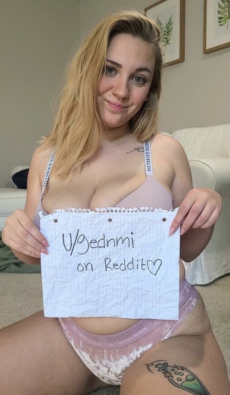 samanthakittyy ポルノスター 無料 写真