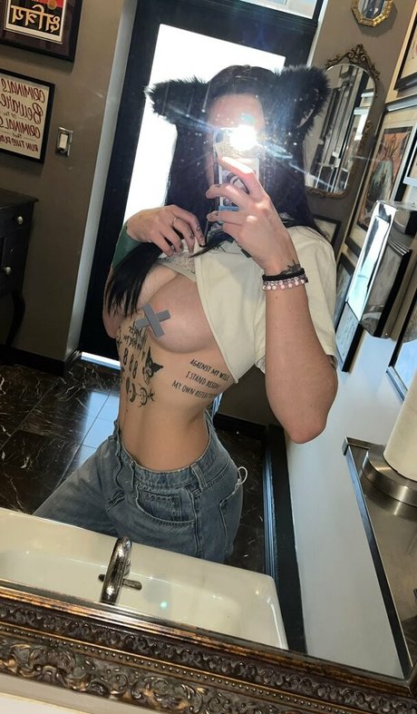 Bunni alexia 独占スター 写真