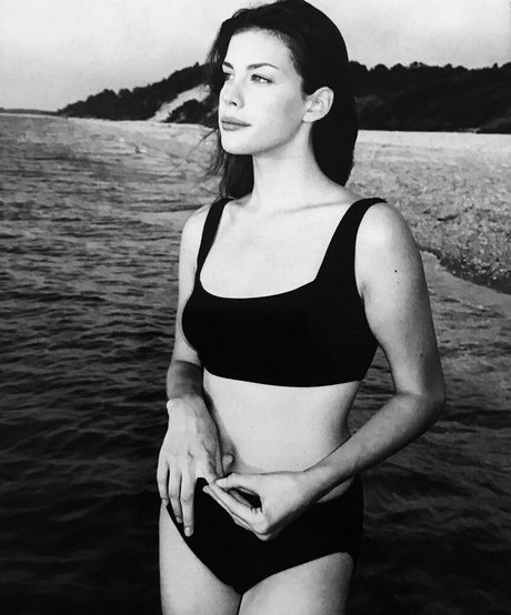 Liv Tyler ポルノスター 美しい 画像