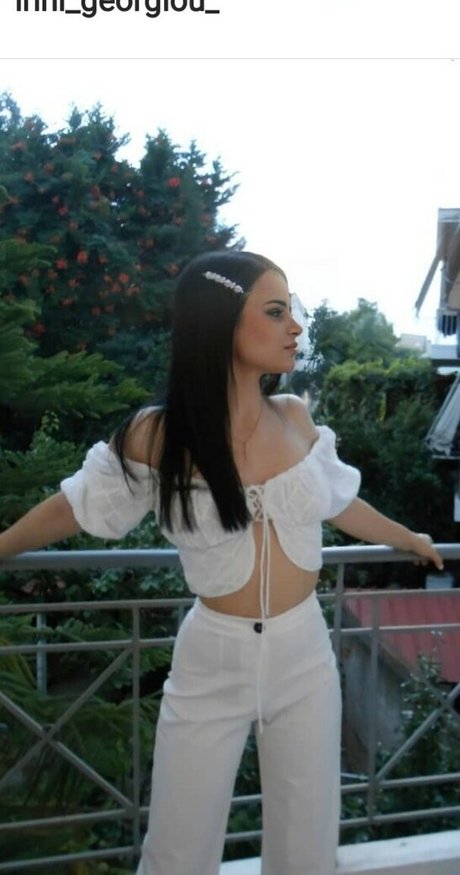 Irini georgiou 裸のモデル ギャラリー