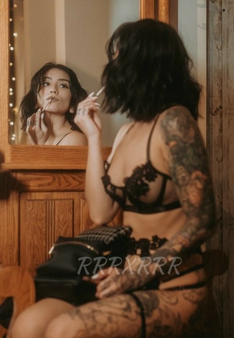 rrrxrrr 最高のモデル 写真