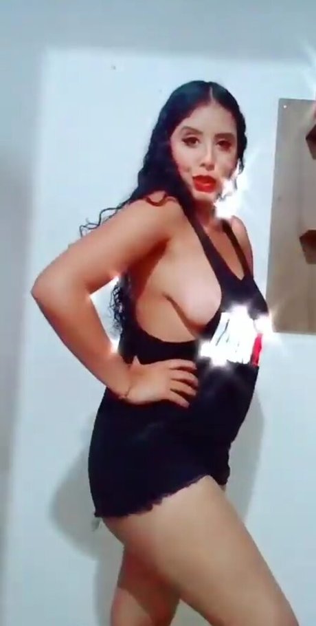 Kamylla Lima ヌードのポルノスター 画像