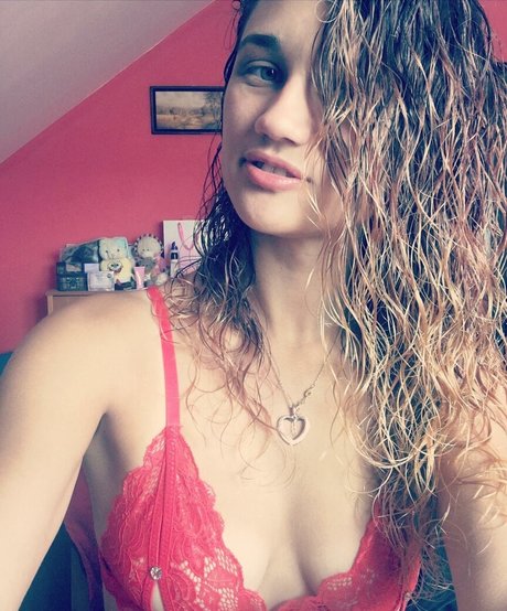basqa9587 無料女優 画像
