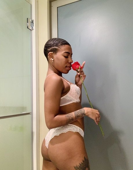 Darling Nicky トップモデル 写真