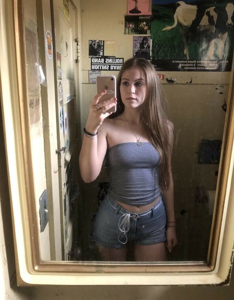 jem69710 エロティックなスター 写真