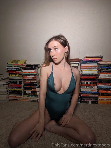 nerdnextdoorx 完璧な女優 写真