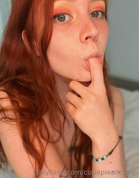 Cutiepie Alice アダルトモデル 画像