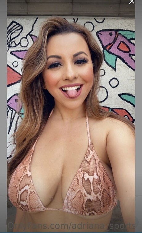 Adriana Jimenez かわいいスター 写真