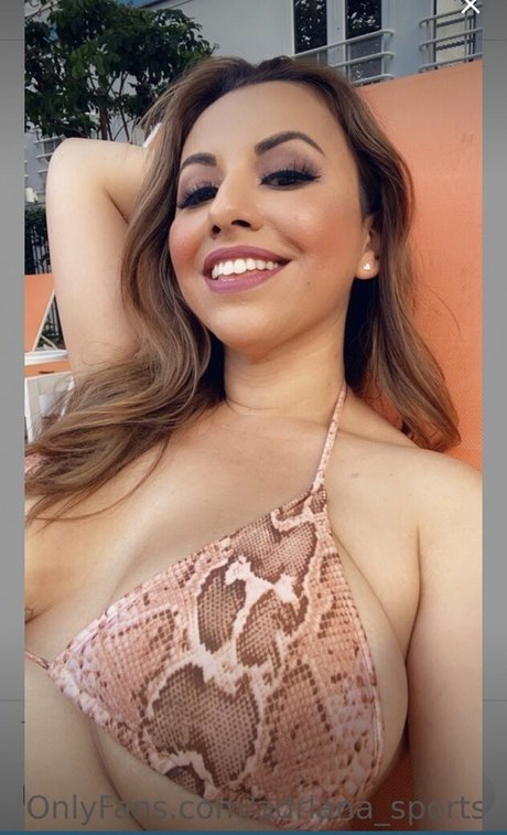 Adriana Jimenez 高品質モデル 画像
